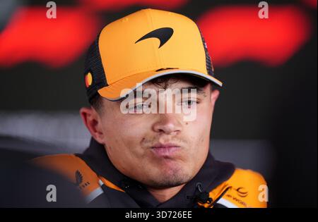 Photo du dossier datée du 29-08-2025 de Lando Norris dont la candidature pour remporter le championnat du monde a pris un revers extraordinaire après avoir été disqualifié du Grand Prix de Las Vegas. Date d'émission : dimanche 23 novembre 2025. Banque D'Images