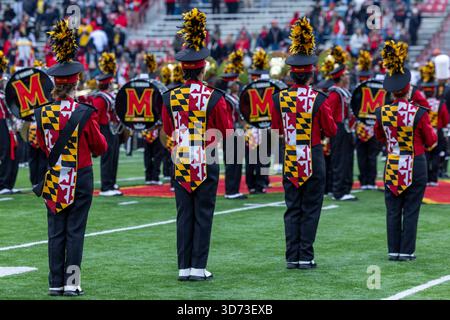 College Park, États-Unis. 22 novembre 2025. College Park, MD : le Maryland Terrapins Maryland Marching band se produit avant un match de la NCAA contre les Michigan Wolverines le samedi 22 novembre 2025 au SECU Stadium. Les Wolverines battent les Terrapins 45-20. (Bob Blakley/image du sport) crédit : image du sport /Alamy Live News Banque D'Images