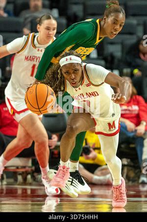 College Park, États-Unis. 23 novembre 2025. COLLEGE PARK, Maryland- 23 NOVEMBRE : lors d'un match de basket-ball universitaire féminin entre les Terrapins du Maryland et les Patriots de George Mason le 23 novembre 2025, au Xfinity Center, à College Park, Maryland. (Photo de Tony Quinn/SipaUSA) crédit : Sipa USA/Alamy Live News Banque D'Images