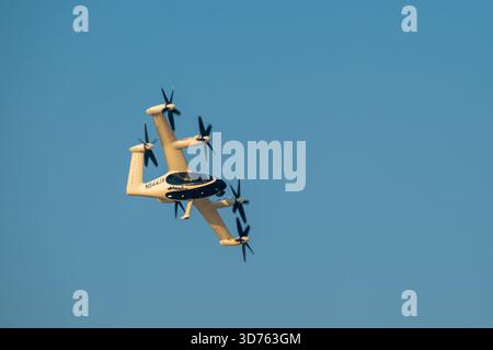 Joby Aviation Urban Air Mobility avion électrique de passagers en vol, Dubai Airshow, eau Banque D'Images