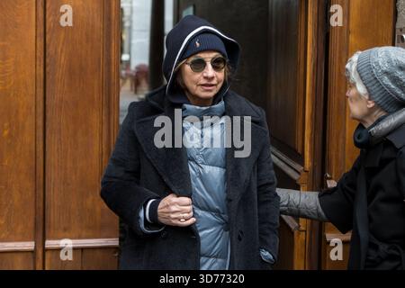 Milan, Italie. 24 novembre 2025. Gianna Nannini alla camera ardente per Ornella Vanoni al Piccolo Teatro Grassi - Milan, 24 novembre 2025 (Foto Claudio Furlan/Lapresse) deuxième journée de chambre funéraire pour Ornella Vanoni au Piccolo Teatro Grassi - Milan, 24 novembre 2025 (photo Claudio Furlan/Lapresse) crédit : LaPresse/Alamy Live News Banque D'Images