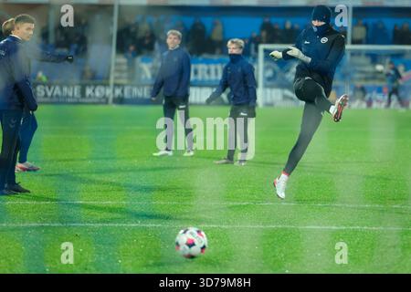 Randers, Danemark. 24 novembre 2025. Superligakampen mellem Randers FC og OB paa Cepheus Park i Randers mandag den 24. novembre 2025 crédit : Ritzau/Alamy Live News Banque D'Images