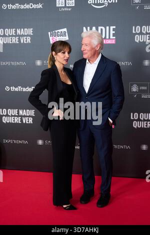 24 novembre 2025, Madrid, Madrid, Espagne : Richard Gere, Alejandra Gere assiste à â€˜Lo que nadie quiere ver (ce que personne ne veut voir)' première au Cinéma Callao le 24 novembre 2025 à Madrid, Espagne (crédit image : © Jack Abuin/ZUMA Press Wire) USAGE ÉDITORIAL SEULEMENT ! Non destiné à UN USAGE commercial ! Banque D'Images