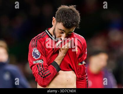 Manchester, Royaume-Uni. 24 novembre 2025. Lors du match de Manchester United vs Everton premier League à Old Trafford, Manchester. Le crédit photo devrait se lire : Andrew Yates/Sportimage crédit : Sportimage Ltd/Alamy Live News Banque D'Images