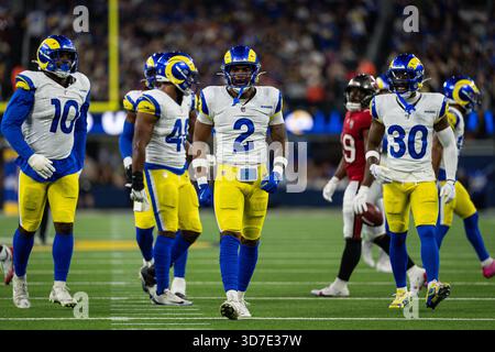 Sécurité des Rams de Los Angeles Jaylen McCollough (2) célèbre lors d'un match de la NFL contre les Buccaneers de Tampa Bay, dimanche 23 novembre 2025, au SoFi Stadium, à Inglewood, EN CALIFORNIE, les Rams battent les Buccaneers 34-7. (Jon Endow/image du sport) Banque D'Images