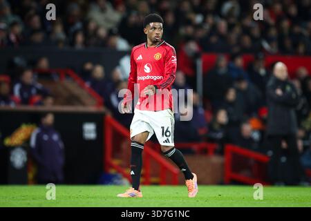 Manchester, Royaume-Uni. 24 novembre 2025. Le milieu de terrain de Manchester United Amad Diallo (16 ans) lors du match Manchester United contre Everton premier League à Old Trafford, Manchester, Angleterre, le 24 novembre 2025 crédit : Phil Duncan/Every second Media crédit : Every second Media/Alamy Live News Banque D'Images