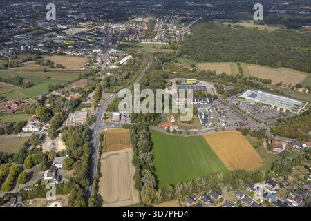 Vue aérienne, open space sud-est Werler Strasse et Dr-Loeb-Caldenhof-Strasse, sud lcih de Mc.Donalds, Westtuennen, Hamm, région de la Ruhr, Rhénanie du Nord- Banque D'Images