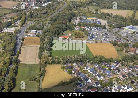 Vue aérienne, open space sud-est Werler Strasse et Dr-Loeb-Caldenhof-Strasse, sud lcih de Mc.Donalds, Westtuennen, Hamm, région de la Ruhr, Rhénanie du Nord- Banque D'Images