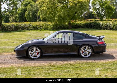 2002 Noir Porsche 911 Carrera 4S Tip S Tiptronic S Auto car Coupe essence 3600 cc ; au Wheels Up North Events à Longridge, Angleterre Banque D'Images