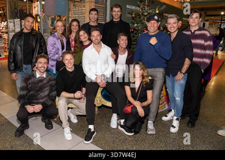 Berlin-abb/ invité, Felix Nieder, Annika Ernst, Daniel Sommer, Rebecca Immanuel, Ronja Forcher, Julian David, Ramon Roselly, Linus Weber, Maximilian Seitz, Luise Bähr, Axel Schulz, Max Weidner und Jannik GNTM und Friedrich Liechtenstein zu Gast beim 5.Charity Promi Pack 2025 im Bikini Berlin AM 26.11.2025 Berlin Deutschland *** Berlin abb Guest, Felix Nieder, Annika Ernst, Daniel Sommer, Rebecca Immanuel, Ronja Forcher, Julian David, Ramon Roselly, Linus Weber, Maximilian Seitz, Luise Bähr, Axel Schulz, Max Weidner et Jannik GNTM et Friedrich Liechtenstein en tant qu'invités au 5 Charity Promi Pa Banque D'Images