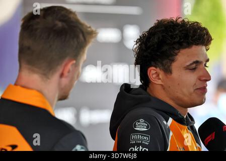 Doha, Qatar. 27 novembre 2025. Lando Norris (GBR) McLaren. 27.11.2025. Championnat du monde de formule 1, route 23, Grand Prix du Qatar, Doha, Qatar, journée de préparation. Le crédit photo devrait se lire : XPB/Alamy Live News. Banque D'Images
