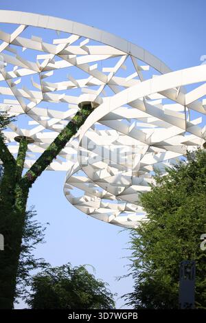 Doha, Katar. 27 novembre 2025. Paddock, QAT, formel 1 Weltmeisterschaft, Qatar Grand Prix, Doha, Lusail, circuit international de Lusail, Journée des médias, 27.11.2025 Foto : Eibner-Pressefoto/Annika Graf crédit : dpa/Alamy Live News Banque D'Images
