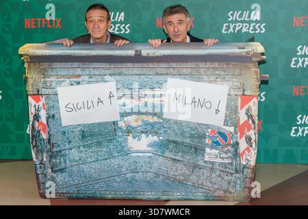 27 novembre 2025, Rome, Rome, Italie : Salvo Ficarra et Valentino Picone assistent à la photocall du film SICILIA EXPRESS (crédit image : © Emanuela Vertolli/Pacific Press via ZUMA Press Wire) USAGE ÉDITORIAL SEULEMENT ! Non destiné à UN USAGE commercial ! Banque D'Images