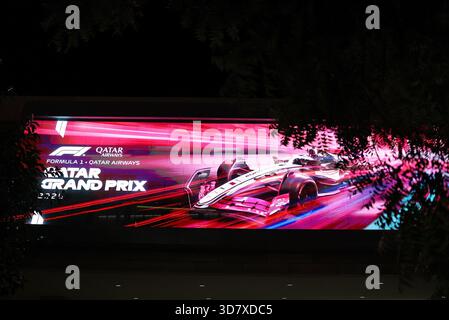 Doha, Qatar. 27 novembre 2025. Circuit Atmosphere - bannière du Grand Prix du Qatar. 27.11.2025. Championnat du monde de formule 1, route 23, Grand Prix du Qatar, Doha, Qatar, journée de préparation. Crédit : James Moy/Alamy Live News Banque D'Images