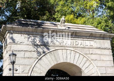 Le Camp Randall Memorial Arch de l'Université du Wisconsin est un hommage aux milliers de soldats qui sont entrés dans la guerre de Sécession. Banque D'Images