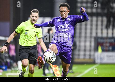 Anvers, Belgique. 28 novembre 2025. D'Margio Wright-Philips de Beerschot photographié en action lors d'un match de football entre Beerschot va et le RFC Liège, vendredi 28 novembre 2025 à Anvers, le jour 15 de la deuxième division 2025-2026 'Challenger Pro League' 1B du championnat belge. BELGA PHOTO TOM GOYVAERTS crédit : Belga News Agency/Alamy Live News Banque D'Images