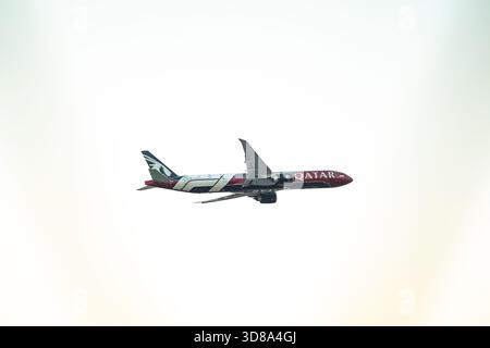 F1 Qatar Airways a présenté l'avion lors du Grand Prix de formule 1 Qatar 2025, 23ème manche du Championnat du monde de formule 1 FIA 2025 du 28 au 30 novembre 2025 sur le circuit international de Lusail, à Lusail, au Qatar Banque D'Images
