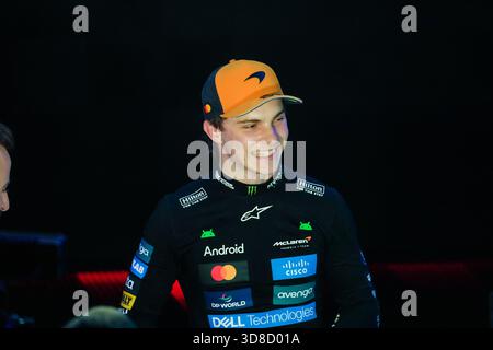 Oscar Piastri (AUS) - McLaren Formula 1 Team - McLaren MCL39 - Mercedes lors de la qualification du Grand Prix de formule 1 Qatar Airways Qatar 2025 sur le circuit international de Losail, avant la 23e manche du Championnat du monde de formule 1 FIA 2025 (28 au 30 novembre 2025). (Crédits : Unicode images/Alamy Live News) Banque D'Images