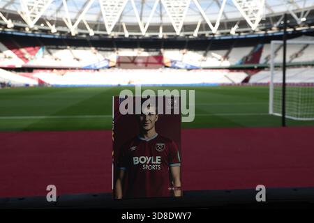 London Stadium, Londres, Royaume-Uni. 30 novembre 2025. Premier League Football, West Ham United versus Liverpool ; Programme de match crédit : action plus Sports/Alamy Live News Banque D'Images