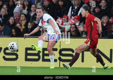 Londres, Royaume-Uni. 29 novembre 2025. Elle Toone (Manchester United) d'Angleterre femmes en action lors du match amical international féminin entre l'Angleterre et la Chine au stade de Wembley, Londres le 29 novembre 2025 crédit : action Foto Sport/Alamy Live News Banque D'Images