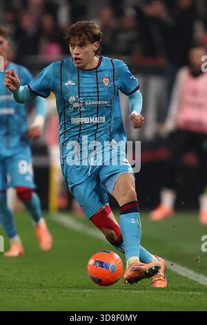 Turin, Italie. 29 novembre 2025. Marco Palestra de Cagliari en action lors du match de Serie A entre Juventus FC et Cagliari Calcio au stade Allianz le 29 novembre 2025 à Turin, Italie . Crédit : Marco Canoniero/Alamy Live News Banque D'Images