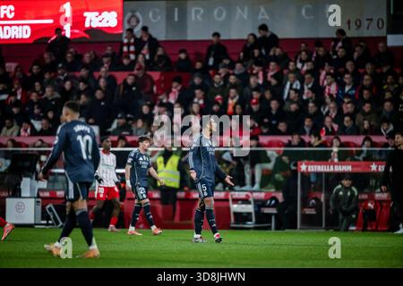 Jude Bellingham (Real Madrid CF) vu en action lors du match la Liga EA Sports entre Girona FC et Real Madrid à l'Estadi Municipal de Montilivi. Score final : Girona FC 1 - 1 Real Madrid. (Photo de Felipe Mondino / SOPA images/SIPA USA) Banque D'Images