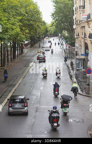 France, Paris, 75, 16e arrondissement, Avenue du Président Kennedy, circulation, juillet 2025. Banque D'Images