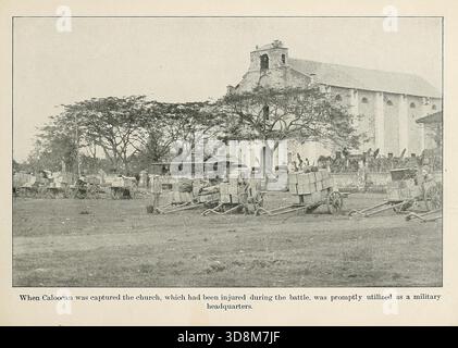 Lorsque Caloocan a été capturé le chvirch, Aviiich avait été blessé pendant la bataille, a été rapidement utilisé comme quartier général militaire. Photographie d'archives des combats aux Philippines ; photographies originales authentiques, par Frank Tennyson Neely, 1899. Banque D'Images