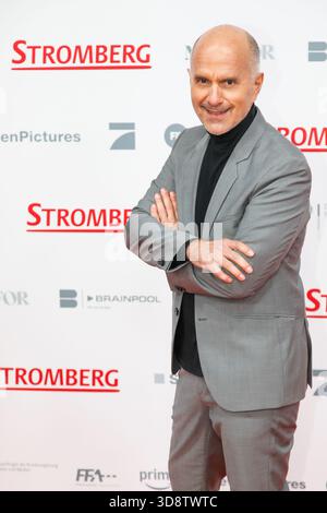 Berlin, 01.12.2025 Christoph Maria Herbst BEI der Weltpremiere von 'Stromberg' in Berlin Foto : Matthias Gränzdörfer Banque D'Images