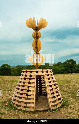 Horizons arts et natures dans Sancy 2025. 'Pavillon Kazan' de Haomin Chang , Puy de Dôme, Auvergne Rhône, France Banque D'Images