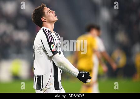Turin, Italie. 02 décembre 2025. TURIN, ITALIE - 2 DÉCEMBRE : Kenan Yildiz du Juventus FC réagit lors du match de la Coppa Italia entre la Juventus FC et Udinese Calcio au stade Allianz le 2 décembre 2025 à Turin, en Italie. (Photo Alberto Gandolfo/Agence BSR) crédit : Agence BSR/Alamy Live News Banque D'Images