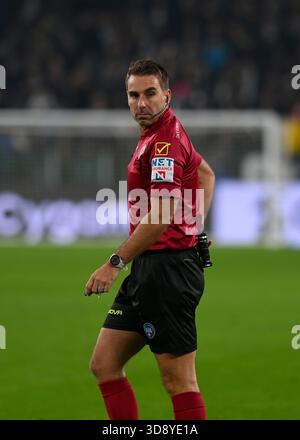 Turin, Italie. 02 décembre 2025. Francesco fourneau arbitre lors du match de la Coppa Italia 2025/26 entre la Juventus FC et l'Udinese Calcio au stade Allianz le 02 décembre 2025 à Turin, Italie - ph Giuliano Marchisciano crédit : Agence photo indépendante/Alamy Live News Banque D'Images