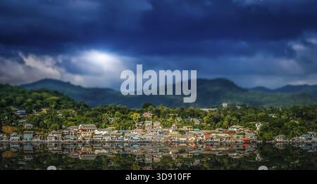 Labuan Bajo - ville de pêcheurs situé à l'extrémité ouest de Flores dans la région de Nusa Tenggara, en Indonésie de l'Est Banque D'Images