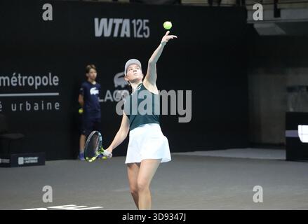 Trelaze, France. 02 décembre 2025. Dominika Salkova de CZE lors de l'Open d' Angers Women 2025, le 2 décembre 2025 à Trelaze, France. Photo de Laurent Lairys/ABACAPRESS.COM crédit : Abaca Press/Alamy Live News Banque D'Images