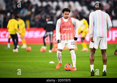 Turin, Italie. 02 décembre 2025. TURIN, ITALIE - 2 DÉCEMBRE : Weston McKennie de la Juventus FC lors du match Coppa Italia entre la Juventus FC et Udinese Calcio au stade Allianz le 2 décembre 2025 à Turin, Italie. (Photo Alberto Gandolfo/Agence BSR) crédit : Agence BSR/Alamy Live News Banque D'Images