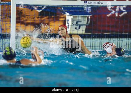 Roma, Italie. 03 décembre 2025. Olimpia Sesena (SIS Roma) pendant SIS Roma vs Rapallo Pallanuoto, Waterpolo Italian Serie A1 Women match à Roma, Italie, 03 décembre 2025 crédit : Agence photo indépendante/Alamy Live News Banque D'Images