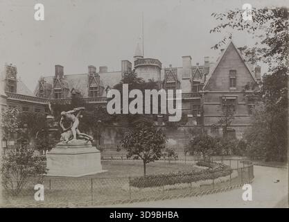 Abbaye de Cluny, Musée National du moyen âge, 6 place Paul Painlevé, 5ème arrondissement, Paris. Schwartz, R., photographe, 11 septembre 1904, photographie, Arts graphiques, photographie, Paris, dimensions - oeuvre : hauteur : 12 cm, largeur : 17,2 cm, dimensions - montage du musée : hauteur : 40 cm, largeur : 30 Banque D'Images
