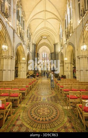 Vue intérieure de la cathédrale de Christchurch avec mosaïque au sol, Dublin, comté de Dublin, Irlande Banque D'Images
