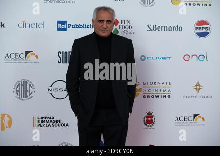 Sorrente, Italie. 03 décembre 2025. Sorrente, Italie. Leonardo Di Costanzo assiste au Photocall au 48e Giornate Professionali di Cinema. 03 décembre 2025 à Sorrente, Italie crédit : SOPA images Limited/Alamy Live News Banque D'Images