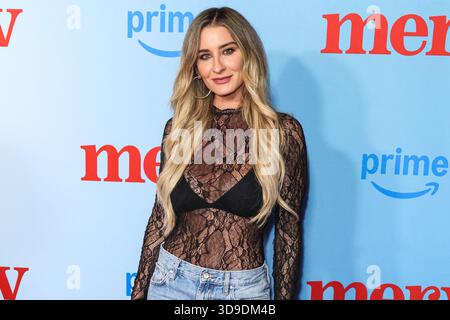 Culver City, États-Unis. 04th Dec, 2025. CULVER CITY, LOS ANGELES, CALIFORNIE, États-Unis - DÉCEMBRE 04 : L'actrice américaine Nicole Travolta arrive à la projection spéciale de Los Angeles de 'Merv' d'Amazon Prime Video qui a eu lieu au Culver Theater le 4 décembre 2025 à Culver City, Los Angeles, Californie, États-Unis. (Photo de Xavier Collin/image Press Agency) crédit : image Press Agency/Alamy Live News Banque D'Images