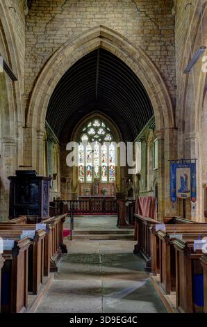 L'intérieur de l'église de St Andrew, Harlestone, Northamptonshire, Royaume-Uni ; XIVe siècle mais restauré en 1853 par Sir George Gilbert Scott Banque D'Images