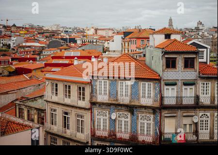 Façades azulejo de Miradouro da Rua das Aldas, Porto Banque D'Images