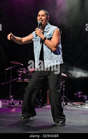 Hollywood FL, États-Unis. 04th Dec, 2025. Guaco se produit au Hard Rock Live au Seminole Hard Rock Hotel & Casino le 4 décembre 2025 à Hollywood, en Floride. Crédit : Mpi04/Media Punch/Alamy Live News Banque D'Images