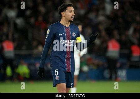 Paris, France. 06th Dec, 2025. Marquinhos du PSG lors du match de championnat de France de Ligue 1 entre le Paris Saint-Germain (PSG) et le stade Rennais (Rennes) le 6 décembre 2025 au stade Parc des Princes à Paris, France - photo Jean Catuffe/DPPI crédit : DPPI Media/Alamy Live News Banque D'Images