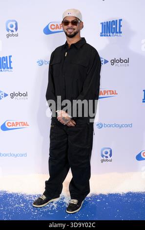 Londres, Royaume-Uni. 7 décembre 2025. MK dans les coulisses du Capital’s Jingle Bell Ball 2025, qui s’est tenu à l’O2. Crédit : Doug Peters/EMPICS/Alamy Live News Banque D'Images