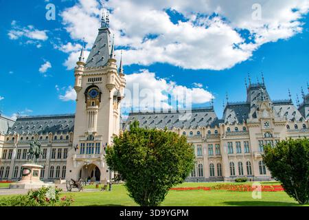 Palais de la culture (Palatul Culturii) à Iasi, le bâtiment historique emblématique dans la capitale de la Moldavie, Roumanie. Banque D'Images