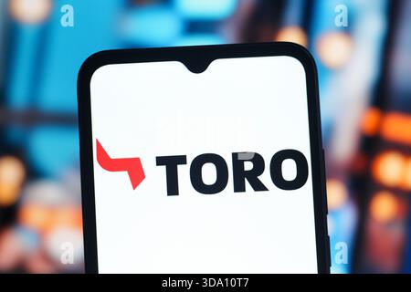 Canada. 07 décembre 2025. Dans cette illustration photo, le logo Toro Corp. est affiché sur l'écran d'un smartphone. Crédit : SOPA images Limited/Alamy Live News Banque D'Images