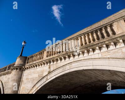 Richmond Bridge, River thames, Richmond, Londres, Royaume-Uni. Banque D'Images