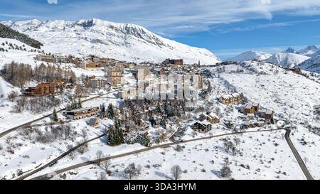 Paysage alpin d’hiver de l’Alpe d’Huez Banque D'Images