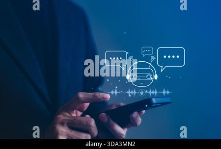 Concept de communication AI Chatbot et Voice Assistant. Une personne interagit avec smartphone Digital Chat ai et icône d'assistant vocal, alimenté par IA Banque D'Images